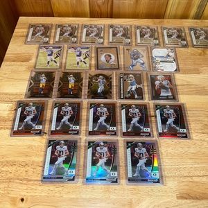 (25) 2020 Prizm Select Mosaic Illusions JUSTIN HERBERT Silver Chargers RC LOT 25